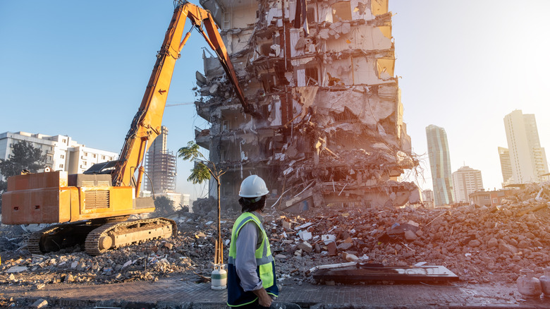 A construction crew working on a building after an earthquake.