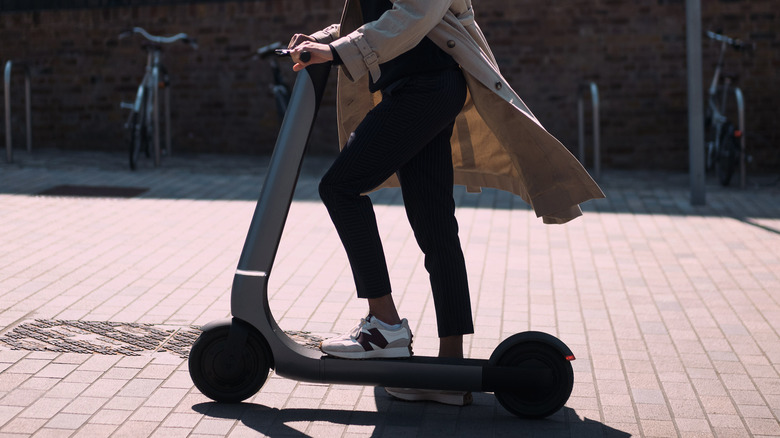 bo M electric scooter