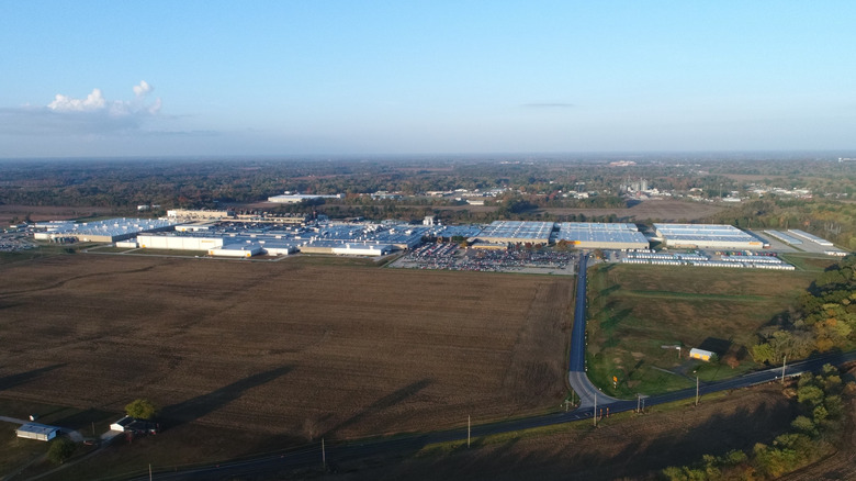Aerial view of Continental tire plant in Mount Vernon, Illinois