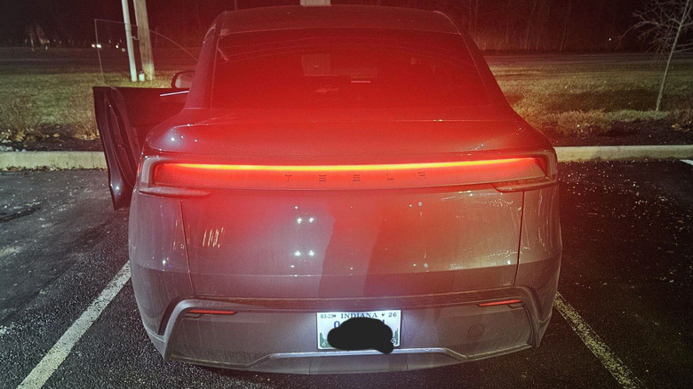 The Model Y that was pulled over for its taillight
