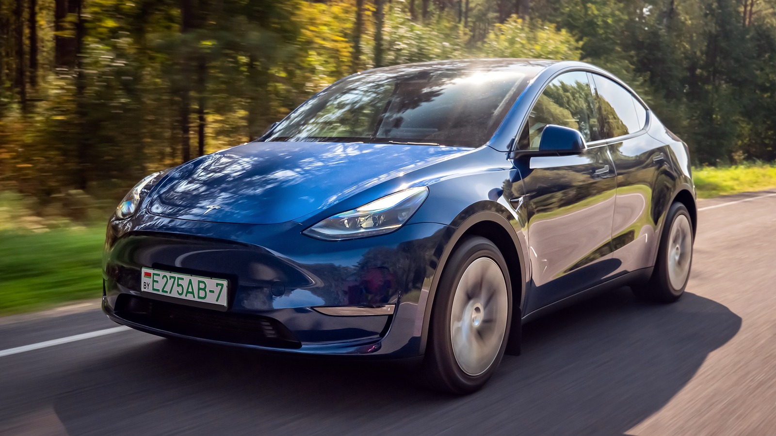 Modified Tesla Model Y eliminates superchargers Modified Tesla Model Y eliminates superchargers