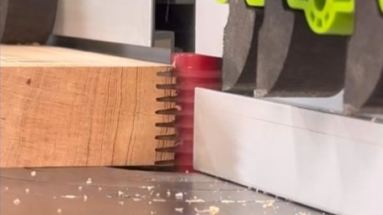 Using a Freud Finger Joint Bit to create a strong edge-to-edge wood joint.