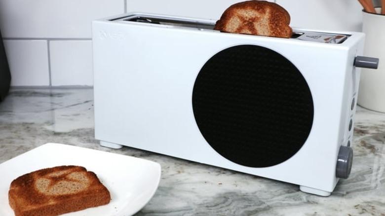 Xbox Series S toaster.