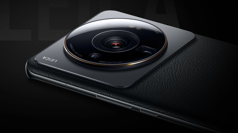 The standard Xiaomi 12S Ultra