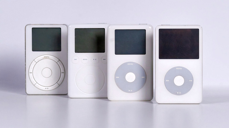 Different generations of the Apple iPod Classic