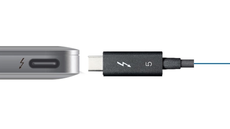 Thunderbolt 5 port and cable