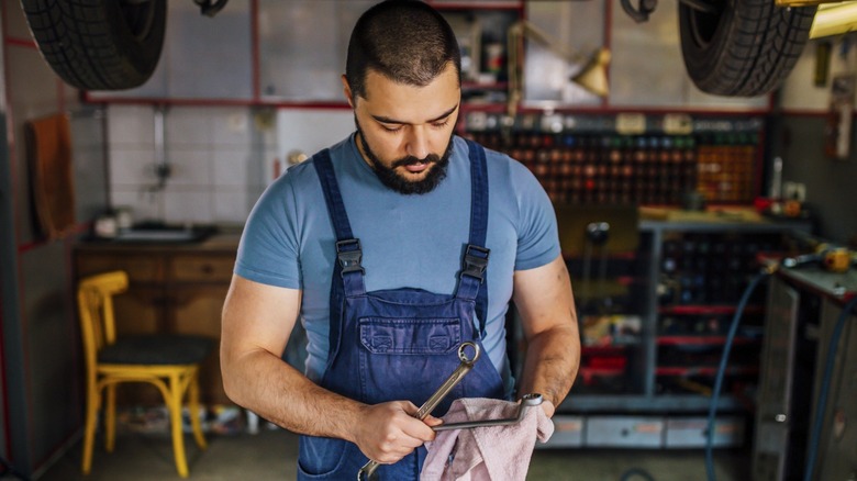 Mechanic cleaning tools