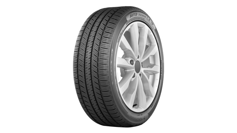 Yokohama AVID Ascend LX tire