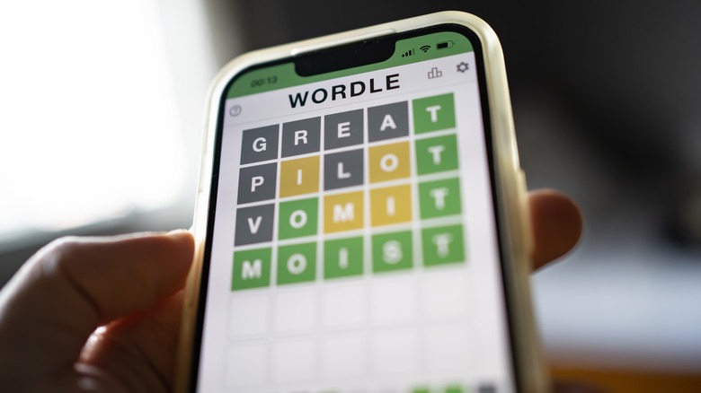 Playing Wordle on smartphone