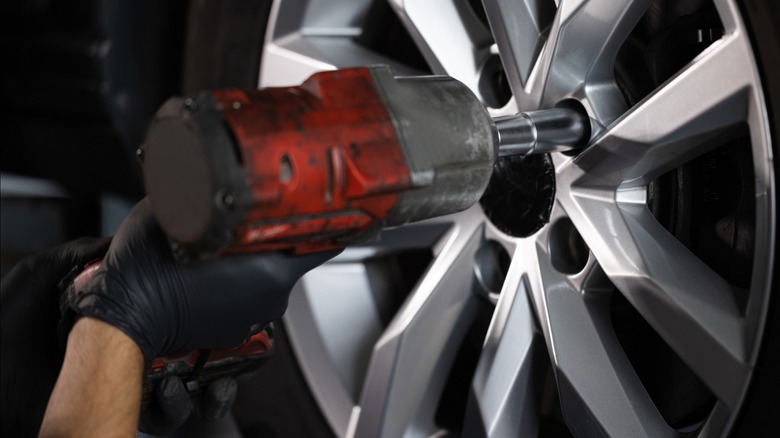 Impact wrench