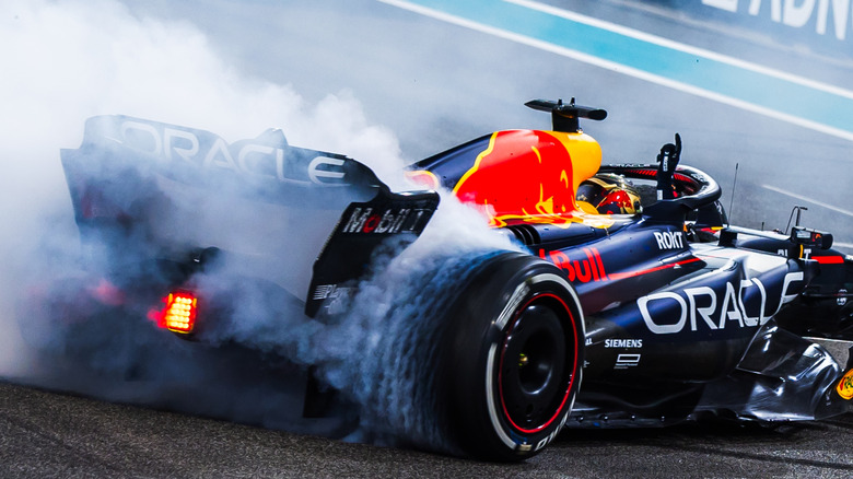 F1 car doing donuts