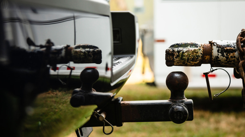 Nissan Titan Tow Hitch