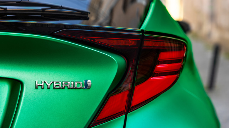 Close up of the right hand side tail light of the Toyota C-HR Hybrid.