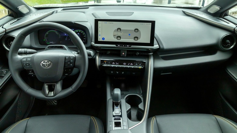 Forward facing shot of the new Toyota C-HR cabin and dashboard.