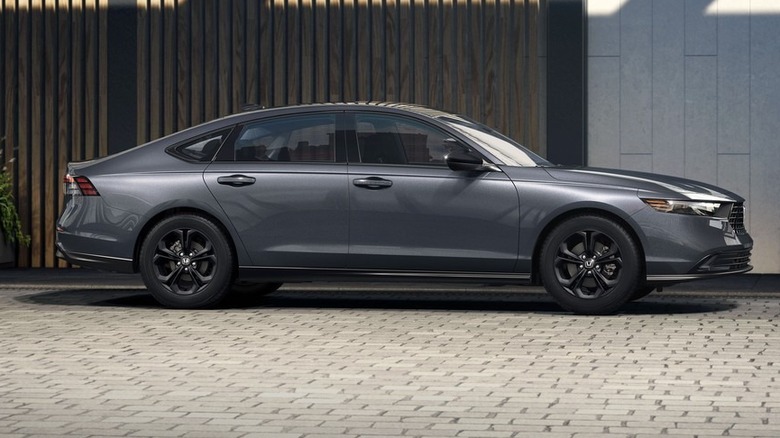 Grey 2025 Honda Accord in SE Trim on brick road