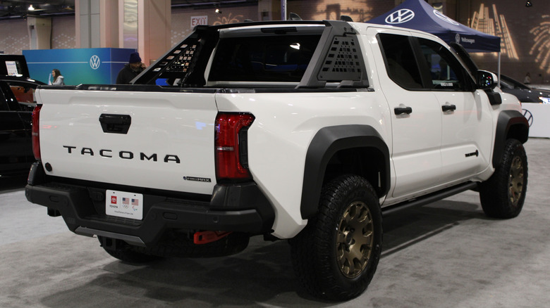 Toyota Tacoma bed light