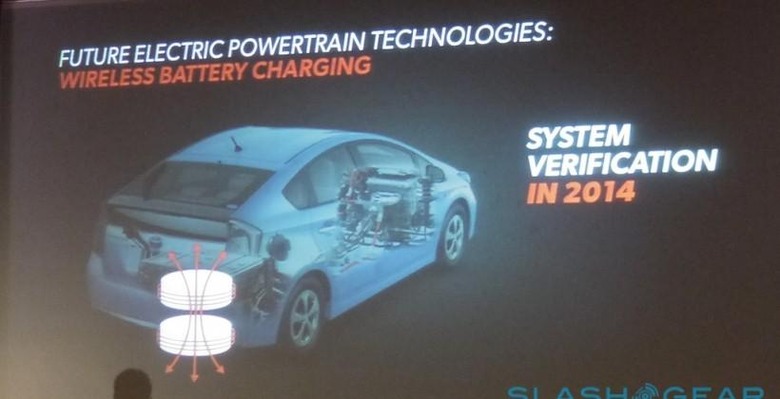 toyota_prius_inductive_charging_0