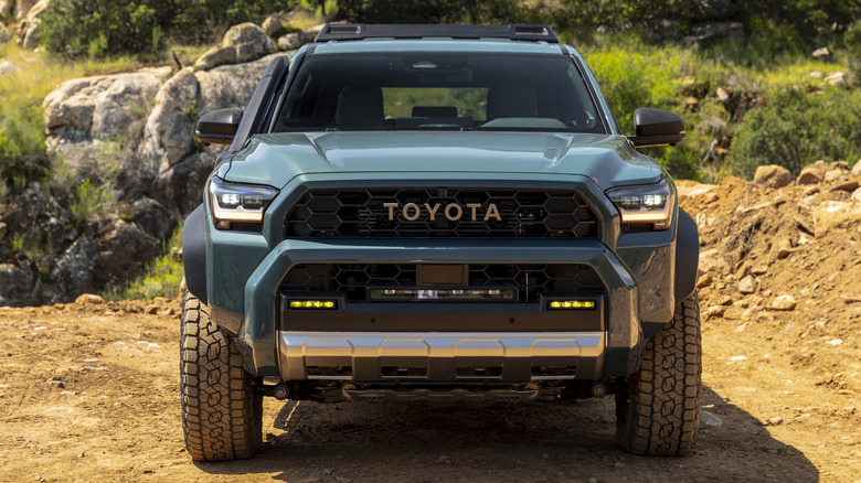 2025 Toyota 4Runner Trailhunter front end