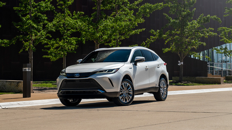 A white 2022 Toyota Venza parked