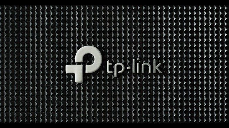 Close up of the TP-Link logo on a Wi-Fi router