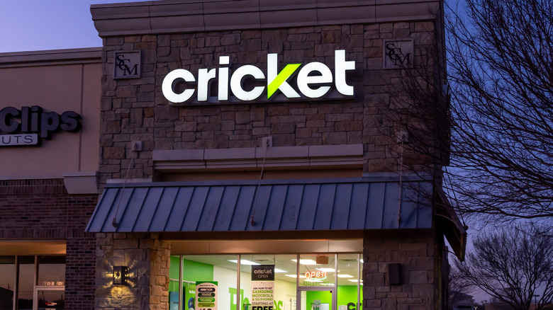 A Cricket Wireless storefront