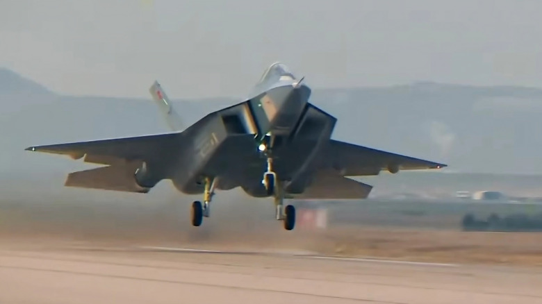 The Turkish Kaan fighter during its first test flight