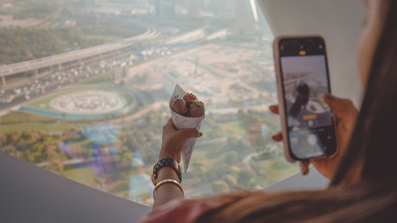 taking picture of ice cream