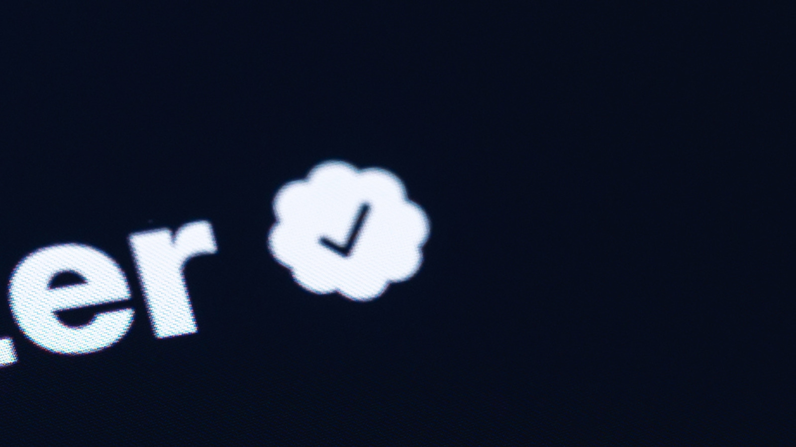 Twitter Blue With Verification For $7.99 Monthly Fee Rolls Out In App Update