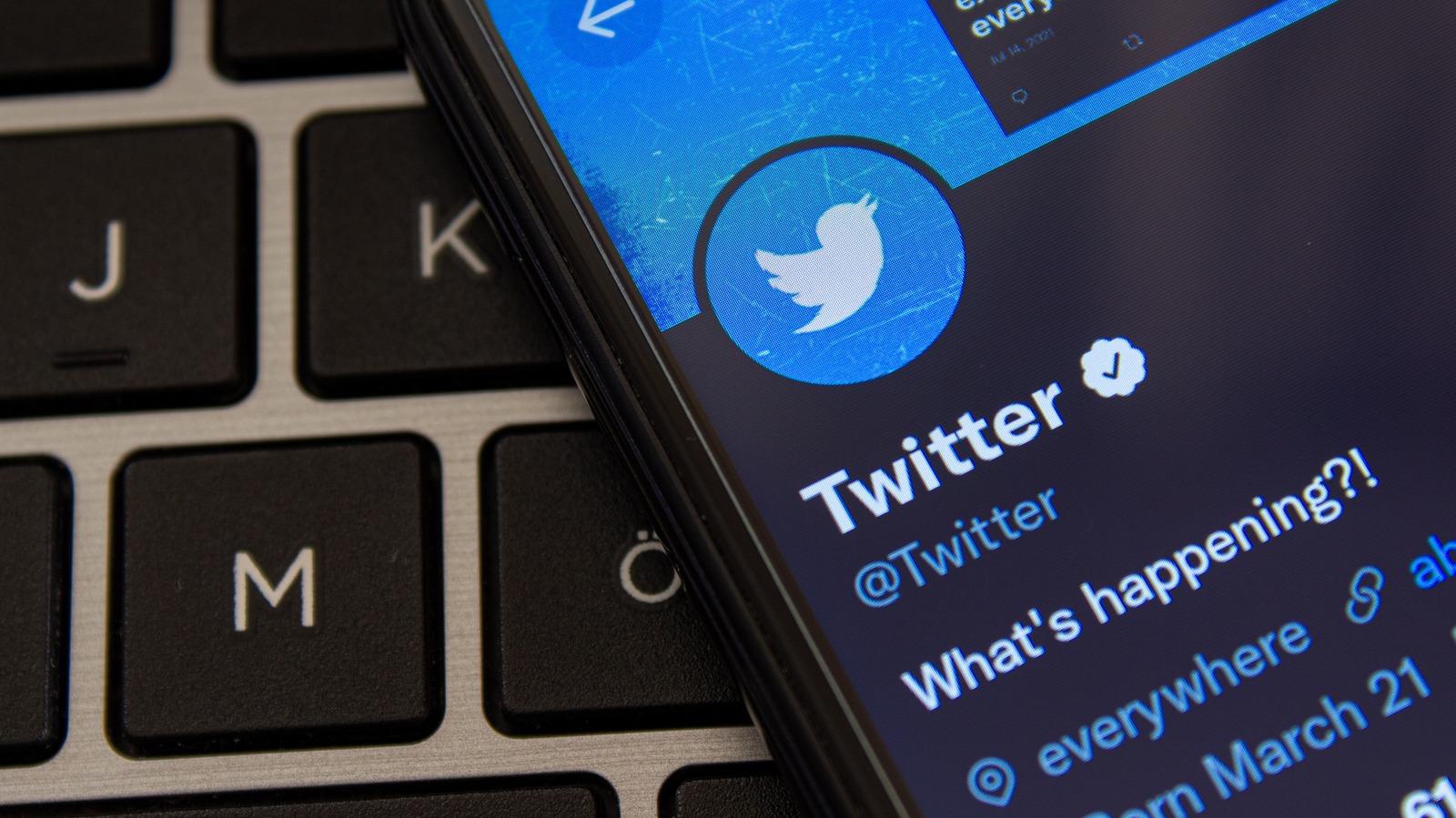 Twitter May Delay Verified Badge Changes Over Election Concerns