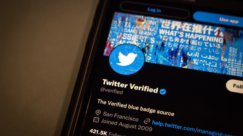Twitter Verified account smartphone