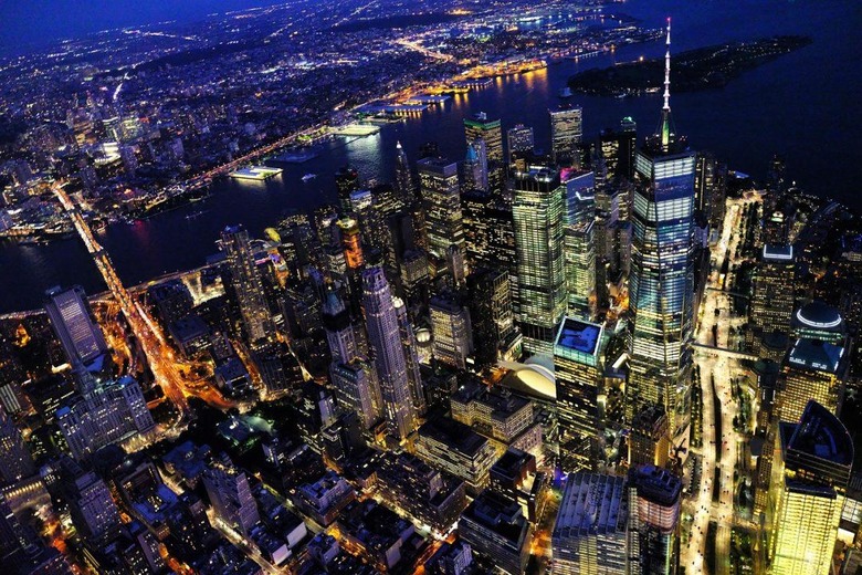 Uber, Lyft Rides In Manhattan Are About To Get More Expensive SlashGear