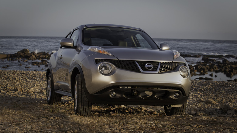 2011 Nissan Juke front end