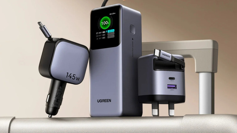 A close-up of Ugreen's Nexode Retractable Series travel power kit