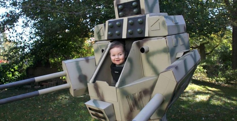 Ultimate Halloween costume puts father & son inside MechWarrior