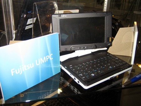 Fujitsu UMPC at WinHEC