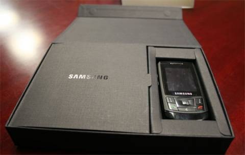 Samsung D900