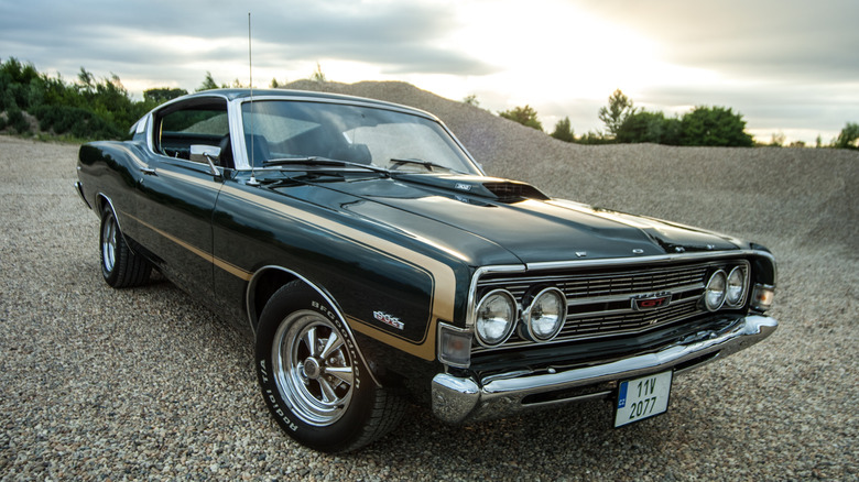 ford torino parked