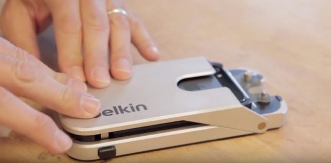 US Apple Stores now applying iPhone screen protectors with Belkin device