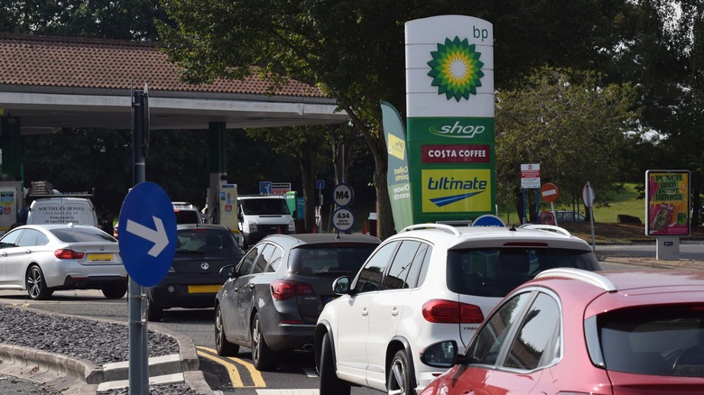 Cars lining up at BP gas station