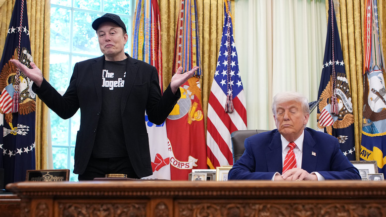 Elon Musk and Donald Trump in Oval Office