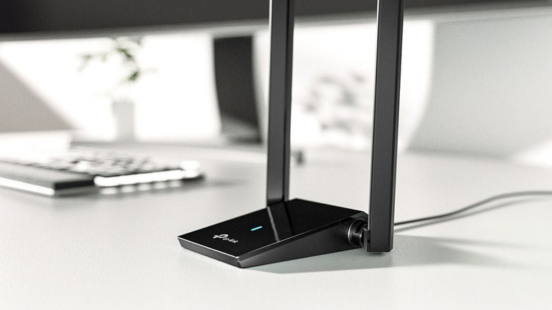 TP-Link AX1800 Wi-Fi 6 on desk