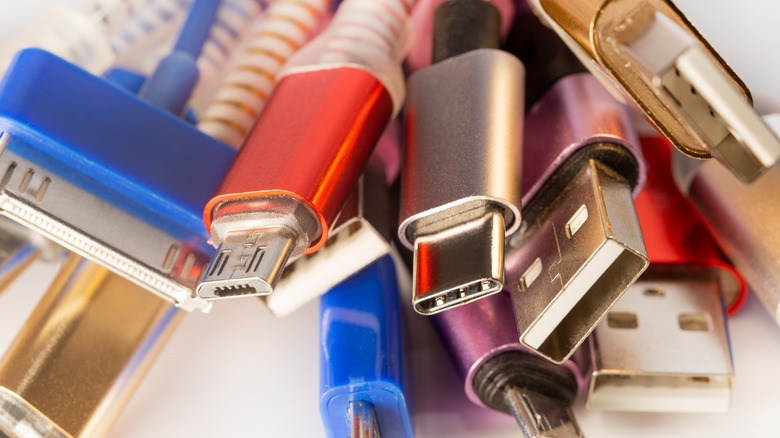 bundle of messy USB cables