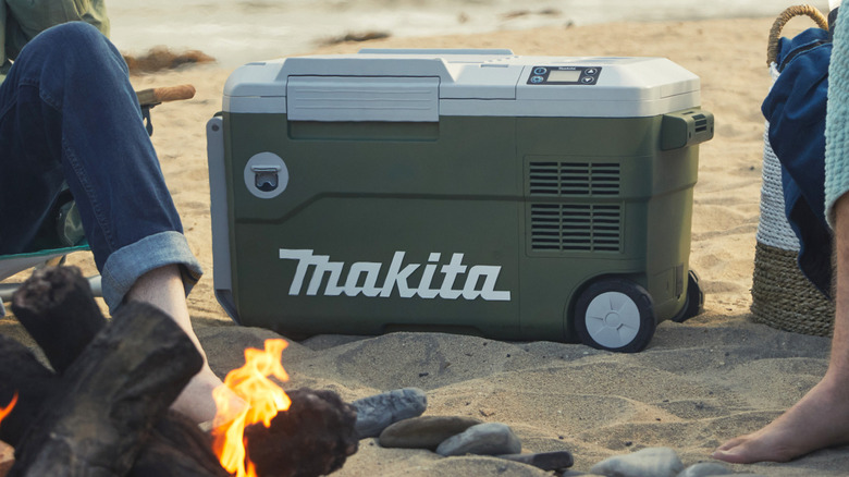 Makita DCW180Z Heater and Cooler