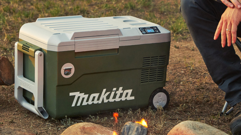 Makita DCW180Z Heater and Cooler