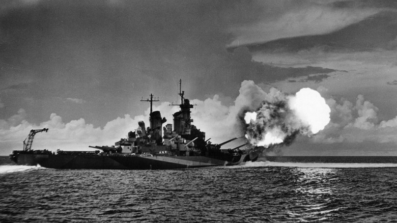 Uss Missouri firing guns