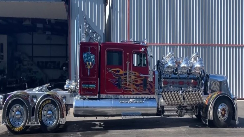 Sideview of Thor semitruck with V24 engine