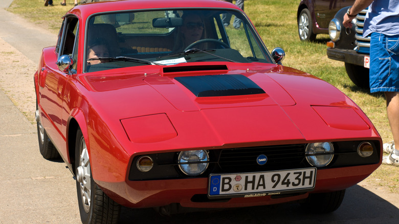 Red Saab Sonett III