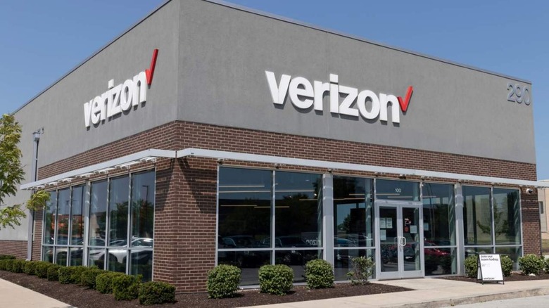 Verizon retail location 