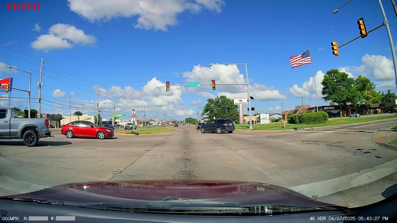 4K screenshot from VIOFO A329S 4K 3 Channel Dash Cam