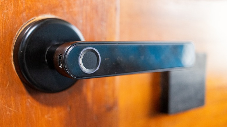 Ironzon F190 Smart Door Lock